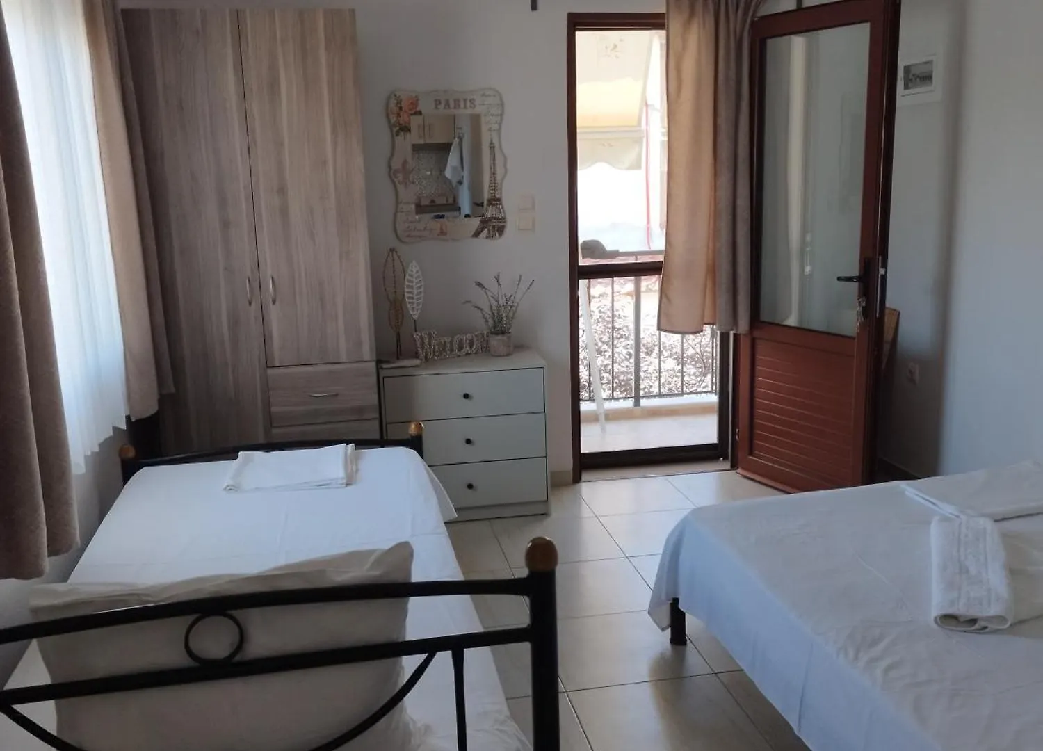 Christa'S Studio Apartment Nikiti  Greece
